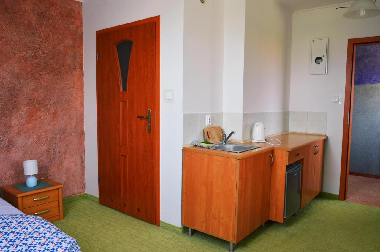 Pokoje Goscinne Orka Jaroslawiec Bagian luar foto
